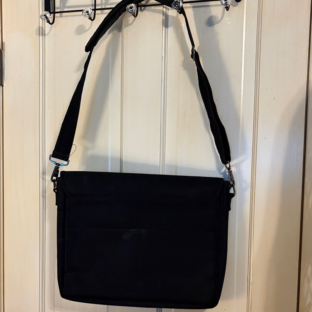 Classic Black Messenger Bag - Picture 2 of 9